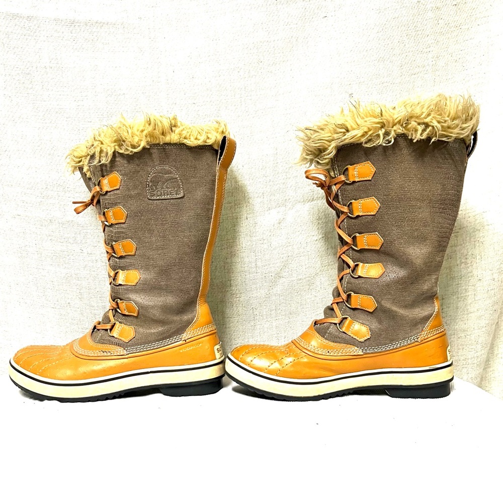 Sorel vintage size 9 boots - Picture 5 of 8